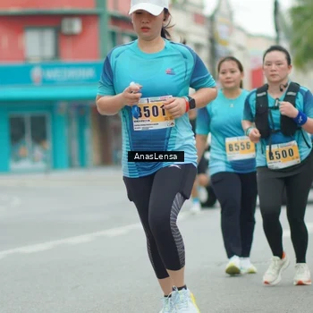 Runner Photo 8863923