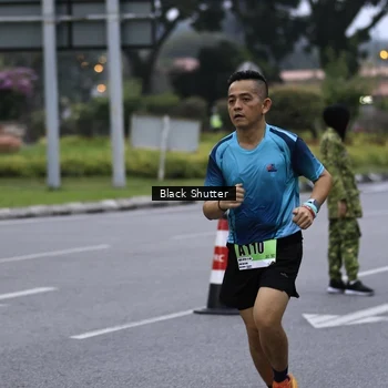 Runner Photo 8863940