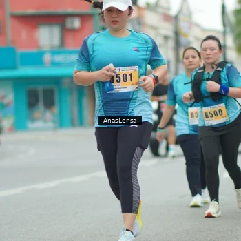 Runner Photo 8864003