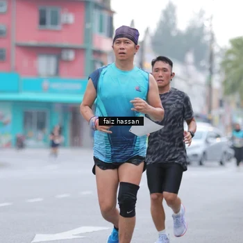 Runner Photo 8864011