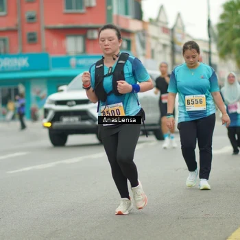 Runner Photo 8864016