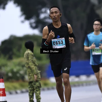 Runner Photo 8864029