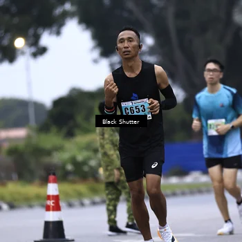 Runner Photo 8864047