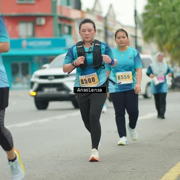 Runner Photo 8864057