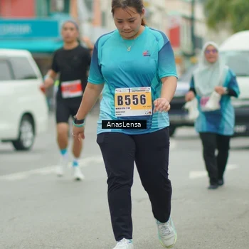 Runner Photo 8864060