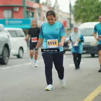 Runner Photo 8864084