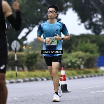 Runner Photo 8864096