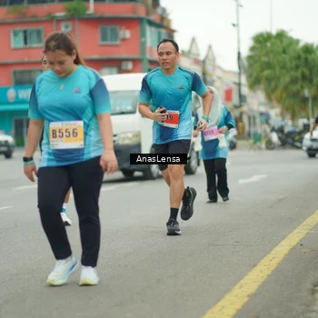 Runner Photo 8864143