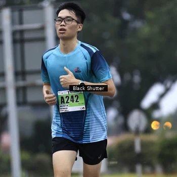 Runner Photo 8864184