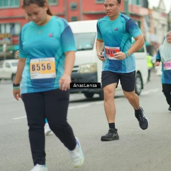 Runner Photo 8864204