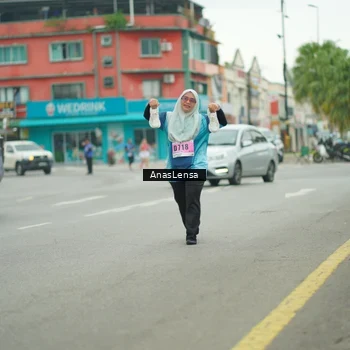 Runner Photo 8864212