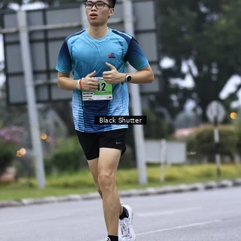 Runner Photo 8864226