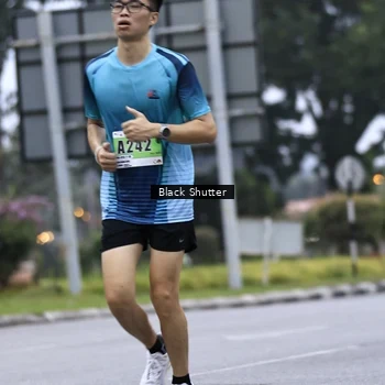 Runner Photo 8864236