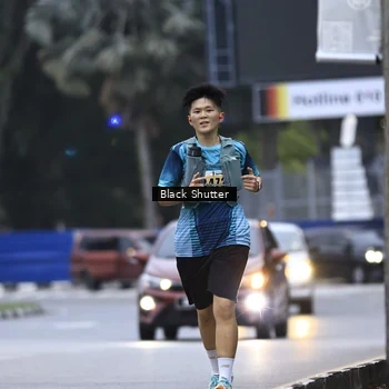 Runner Photo 8864251