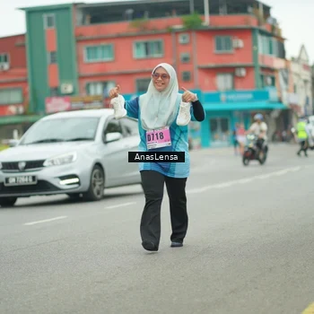 Runner Photo 8864259