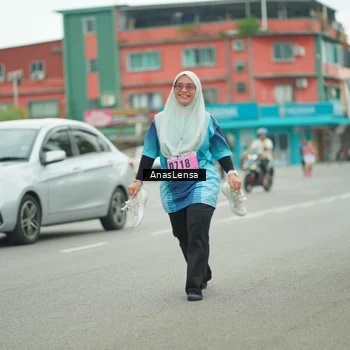 Runner Photo 8864270