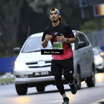 Runner Photo 8864343