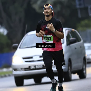 Runner Photo 8864367