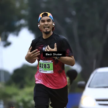 Runner Photo 8864402