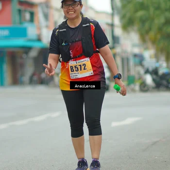 Runner Photo 8864406