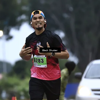 Runner Photo 8864416