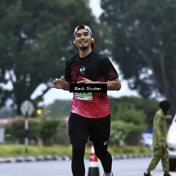 Runner Photo 8864443