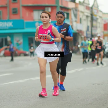 Runner Photo 8864519