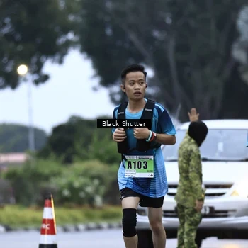 Runner Photo 8864567