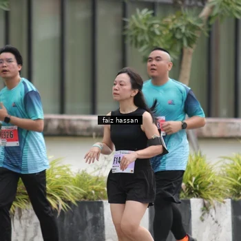 Runner Photo 8864652