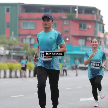 Runner Photo 8864662
