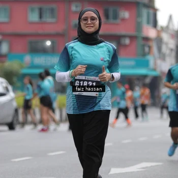 Runner Photo 8864750