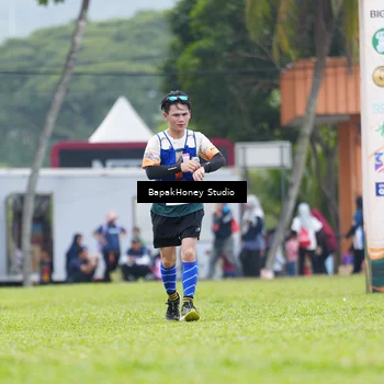 Runner Photo 8864789
