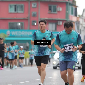 Runner Photo 8864913