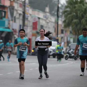 Runner Photo 8864942