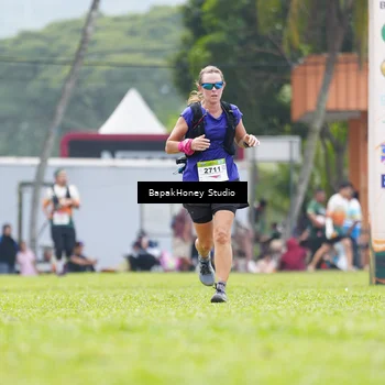 Runner Photo 8864944