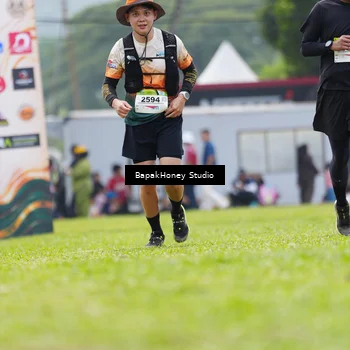 Runner Photo 8864973