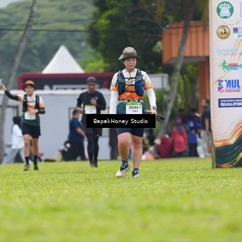 Runner Photo 8864987