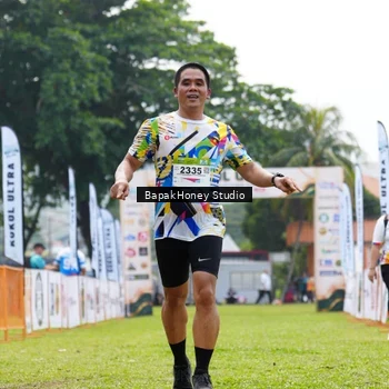 Runner Photo 8865035