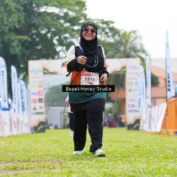 Runner Photo 8865074