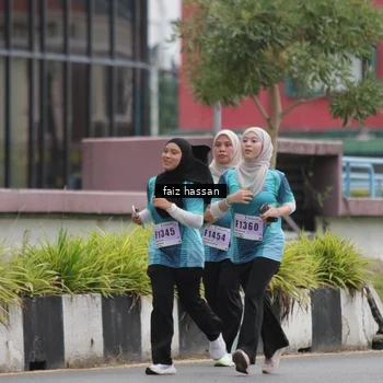 Runner Photo 8865075