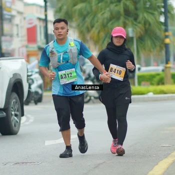 Runner Photo 8865086