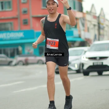 Runner Photo 8865093