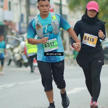 Runner Photo 8865182