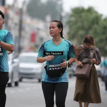 Runner Photo 8865245