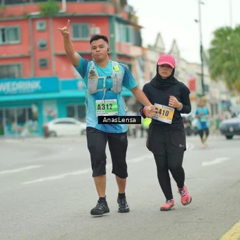 Runner Photo 8865382