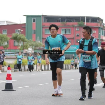Runner Photo 8865420