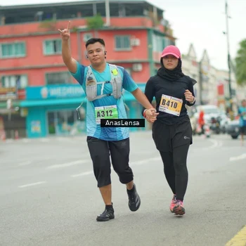 Runner Photo 8865432