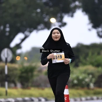 Runner Photo 8865449