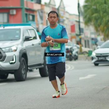 Runner Photo 8865558