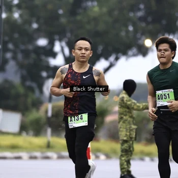 Runner Photo 8865578